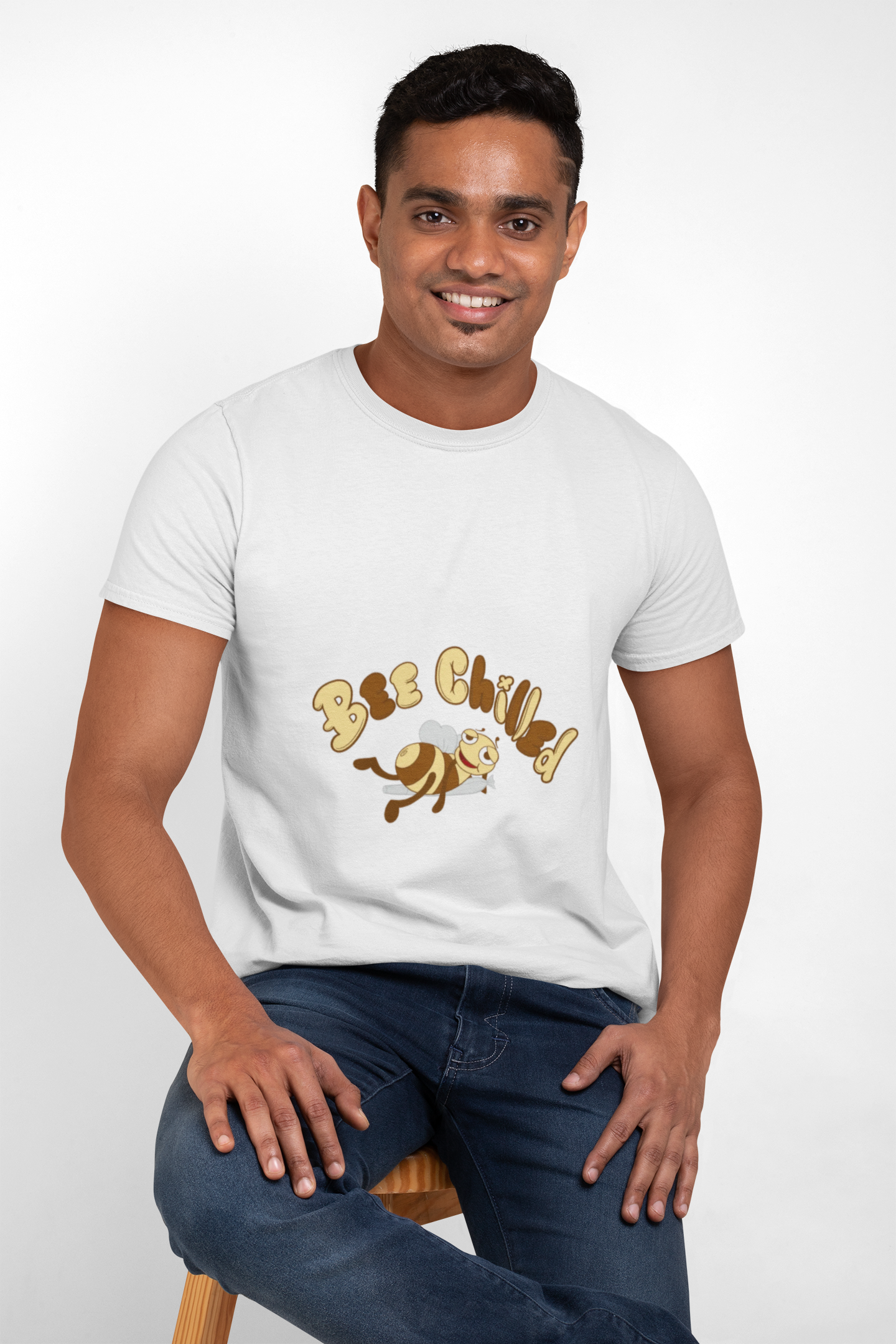 Bee Chill T-Shirt – Cute Retro Bee Graphic "Bee Chill" Relaxed Tee